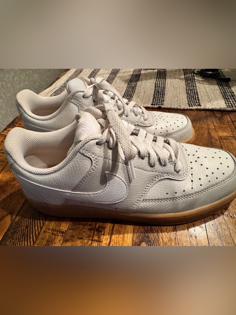 Nike Women's Court Vision Low sneakers